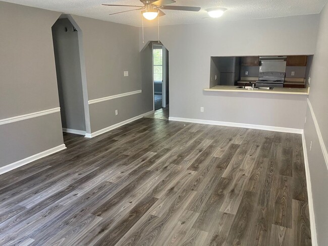 2843 Gulfwind Dr N in Tallahassee, FL - Building Photo - Building Photo