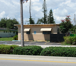 14160 NE 6th Ave in Miami, FL - Building Photo - Building Photo