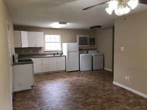 8709 Stonewall St in Ocean Springs, MS - Building Photo - Building Photo