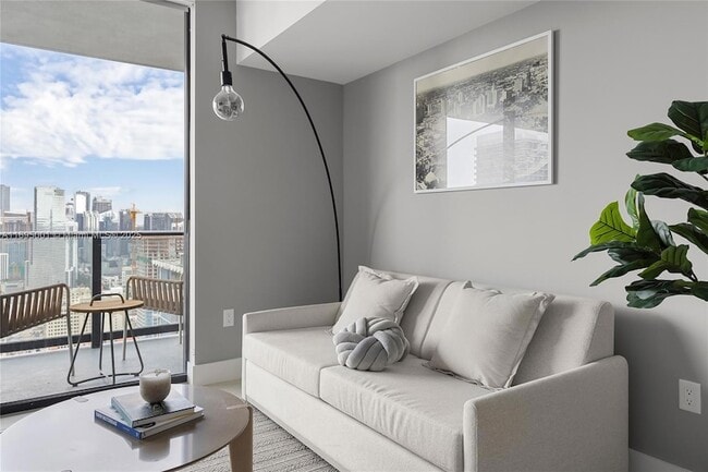 601 NE 1st Ave, Unit 3808 in Miami, FL - Building Photo - Building Photo