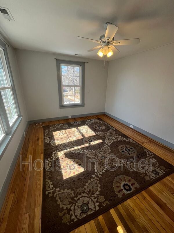 144 Chestnut St in Mars Hill, NC - Building Photo - Building Photo