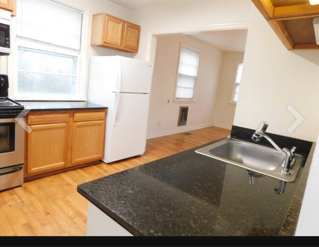 2801 Surrey Rd in Nashville, TN - Building Photo - Building Photo