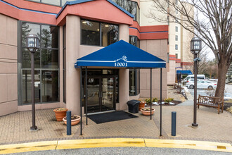 Watermark Place in Columbia, MD - Building Photo - Building Photo