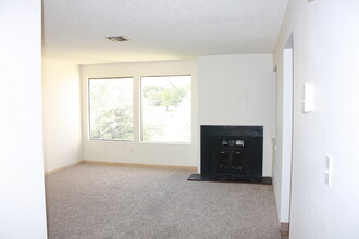 303 Gage Blvd in Richland, WA - Building Photo - Building Photo
