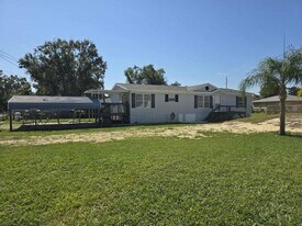 127 Knollwood Dr in Winter Haven, FL - Building Photo