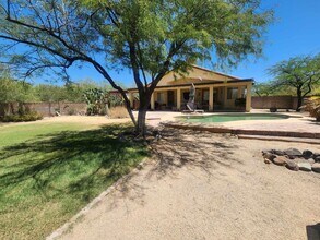 37437 N 19th Ave in Phoenix, AZ - Building Photo - Building Photo