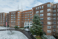 Rockcliffe Apartments in Verona, NJ - Building Photo - Building Photo