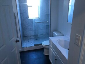 5 Myrtle St in Boston, MA - Foto de edificio - Building Photo