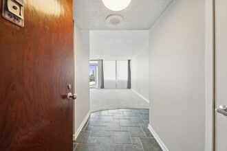 410 W 7th St in Tulsa, OK - Building Photo - Building Photo