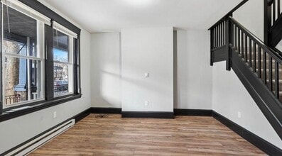 3239 N 26th St in Philadelphia, PA - Foto de edificio - Building Photo