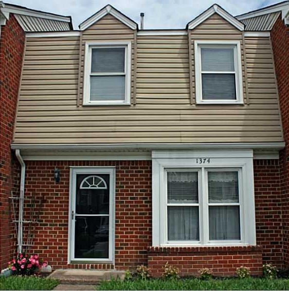 property at 1374 Battleford Dr