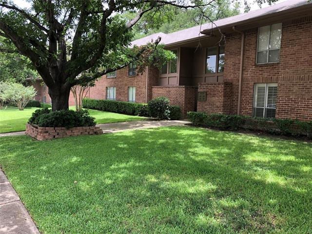 10530 Stone Canyon Rd in Dallas, TX - Building Photo - Building Photo