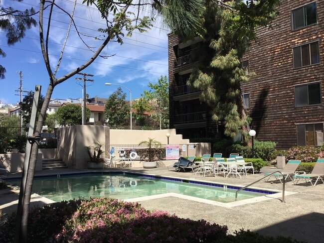 5780 Friars Rd in San Diego, CA - Building Photo - Building Photo
