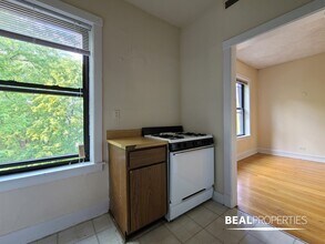 3523 N Racine Ave in Chicago, IL - Building Photo - Building Photo