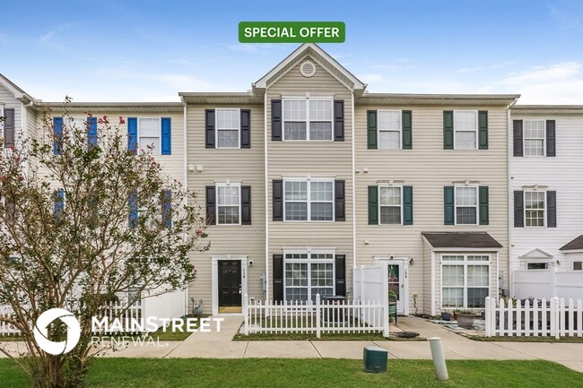 property at 8600 Neuse Landing Ln