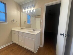 326 Katy Crossing in Georgetown, TX - Building Photo - Building Photo