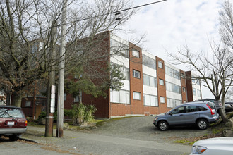 718 4th Ave N in Seattle, WA - Foto de edificio - Building Photo