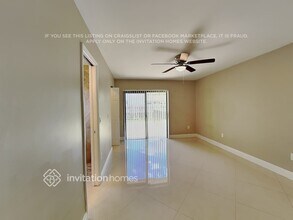562 SW 168th Way in Weston, FL - Building Photo - Building Photo
