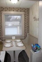 1200 N Orange St in Peoria, IL - Building Photo - Building Photo