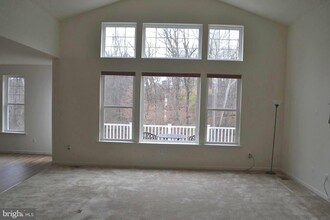 700 Kaplon Ct in Brunswick, MD - Building Photo - Building Photo