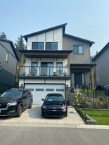 5248 Goldspring Pl in Chilliwack, BC - Building Photo