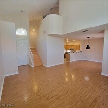 8765 Villa Alex Ave in Las Vegas, NV - Building Photo - Building Photo