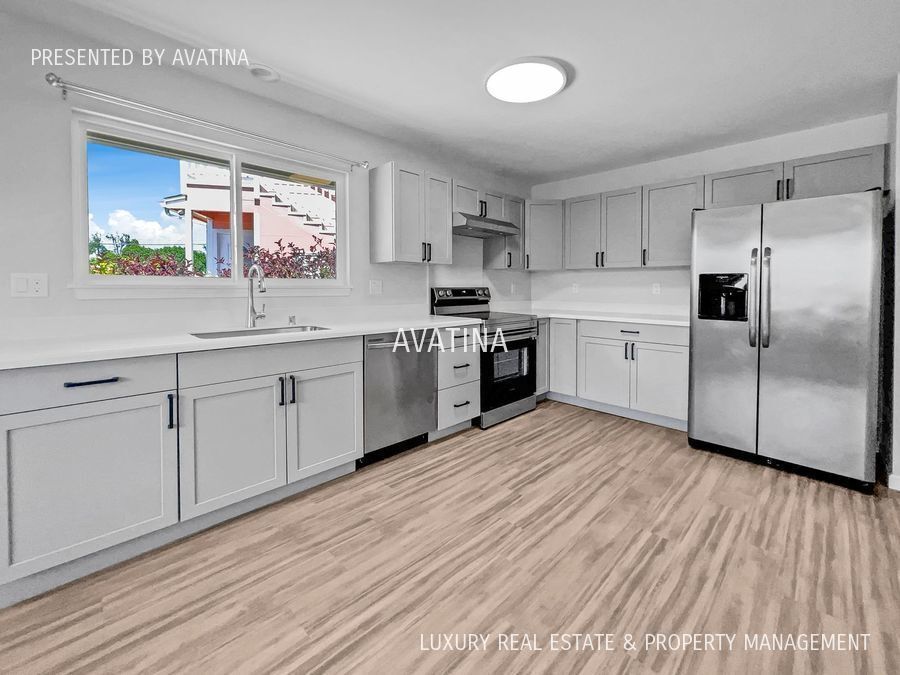 2976 Kamakini St in Honolulu, HI - Building Photo
