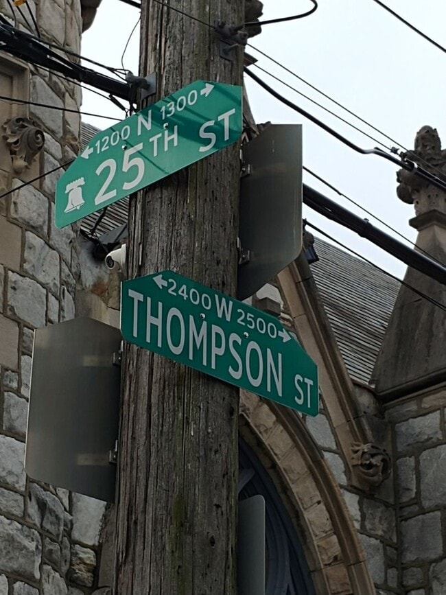 2437 W Thompson St in Philadelphia, PA - Building Photo - Building Photo