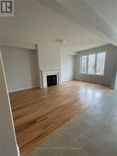 404 Black Cherry Cres in Shelburne, ON - Building Photo - Building Photo