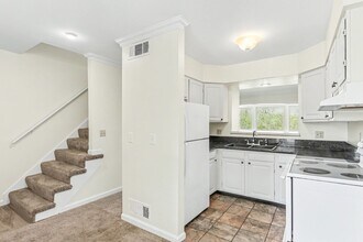 610 Colonial View Rd in Mechanicsburg, PA - Building Photo - Building Photo