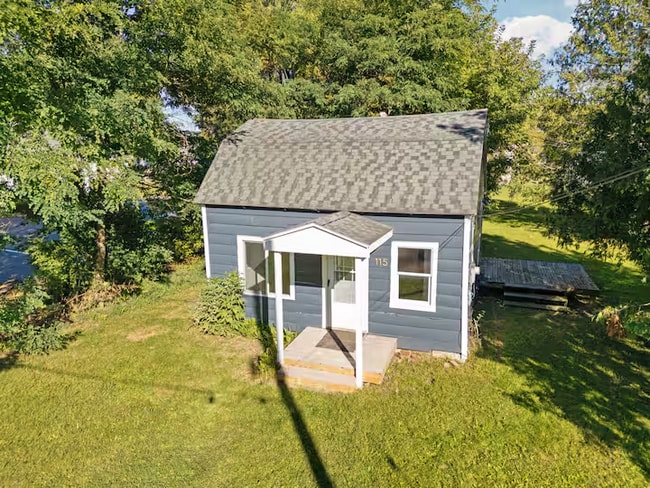 property at 115 Mckenzie St