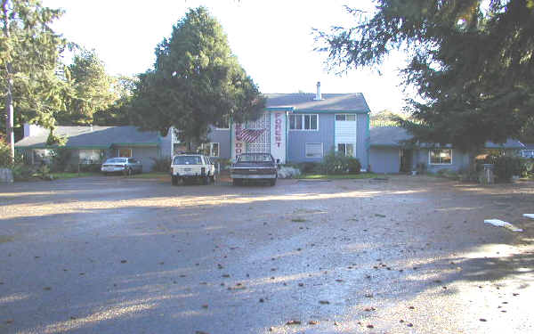 Sherwood Forest Apartments in Lakewood, WA - Building Photo