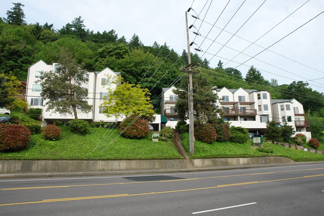 Lair Hill Condos in Portland, OR - Building Photo