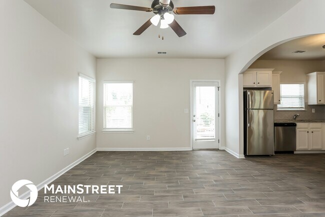 264 Magnaview Dr in Mcdonough, GA - Building Photo - Building Photo