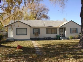 261 N Redwood Rd in Salt Lake City, UT - Foto de edificio