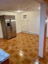 1077 Martinstein Ave in Bay Shore, NY - Building Photo - Building Photo