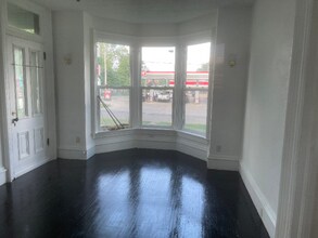 319 E 2nd St in Kewanee, IL - Building Photo - Building Photo