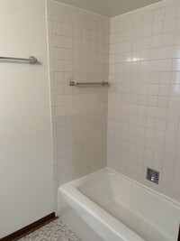 50 Surrey Dr, Unit 1N - 6