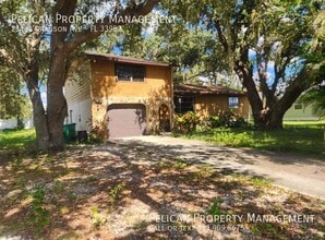 21464 Dranson Ave in Port Charlotte, FL - Building Photo - Building Photo