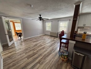 280 Lakeshore Dr in Franklin, NH - Building Photo - Building Photo