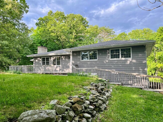 property at 422 Stanford Rd