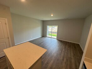 812 Quinn Dr in Lebanon, TN - Building Photo - Building Photo