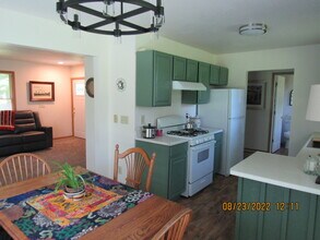 6452 W Vw Ave in Schoolcraft, MI - Foto de edificio - Building Photo