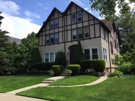 1011 Central Ave in Wilmette, IL - Building Photo
