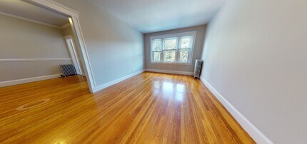 9 Gray Gdns E, Unit 3A in Cambridge, MA - Foto de edificio - Building Photo