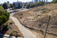 Stadium Villas in Los Angeles, CA - Foto de edificio - Building Photo