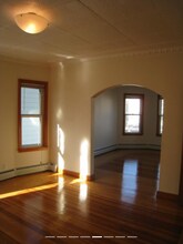 10 Evergreen Ave, Unit 3 in Somerville, MA - Building Photo - Building Photo