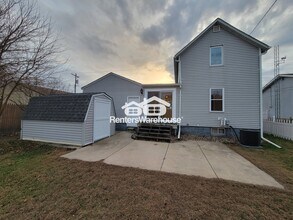 906 1/2 S German Street in New Ulm, MN - Foto de edificio - Building Photo