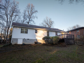 1947 Annette Ln SW in Austell, GA - Building Photo - Building Photo