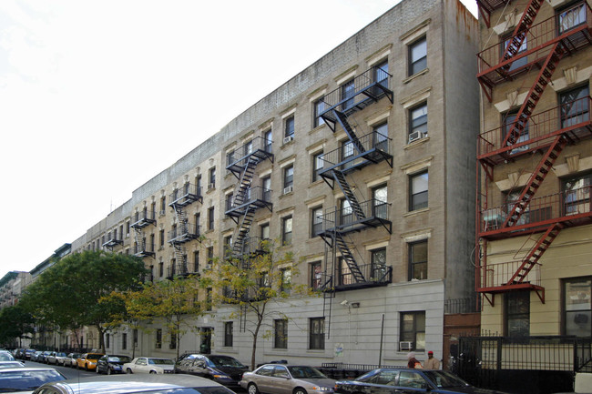 164-172 W 141st St in New York, NY - Building Photo - Building Photo